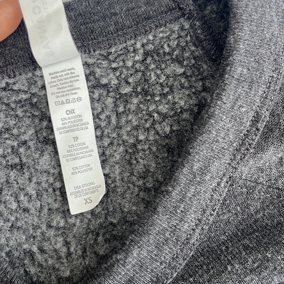 Riley’s LB crewneck sweater - Picture 3 of 4